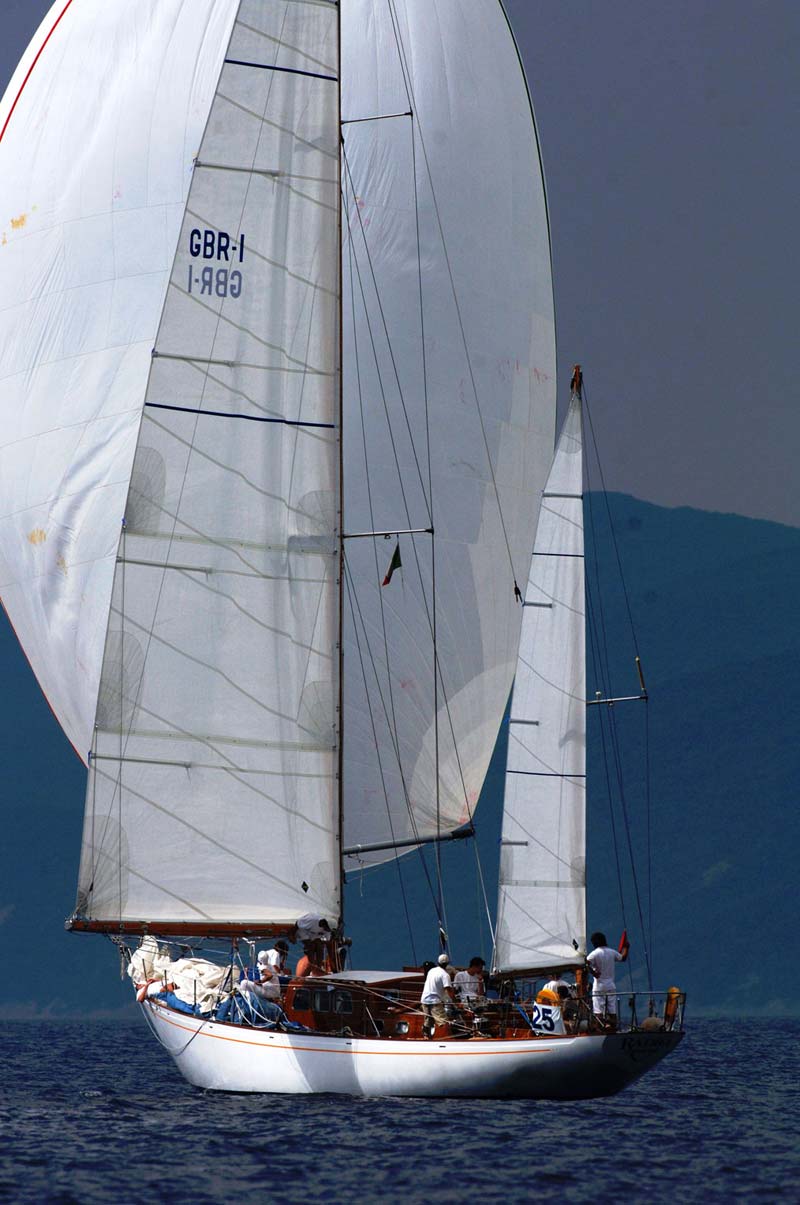 Giannella full sails near Sicily